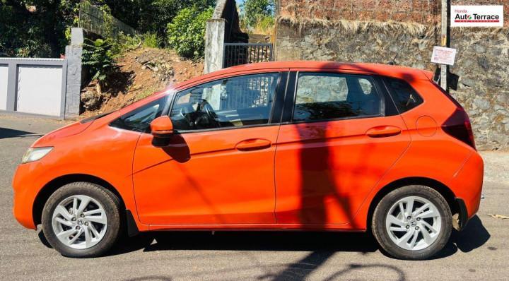 Honda Jazz V CVT i-VTEC 2015