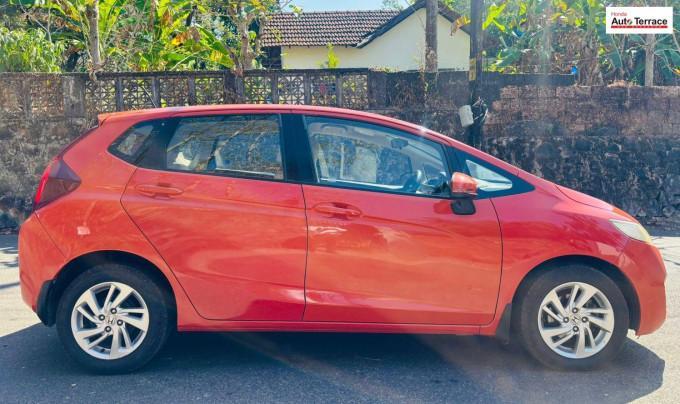 Honda Jazz V CVT i-VTEC 2015