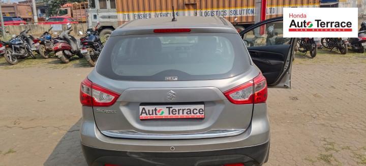 Maruti Suzuki S-Cross Sigma 1.3 2017