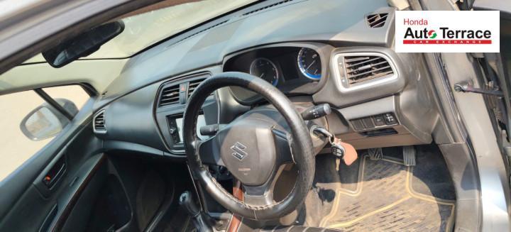 Maruti Suzuki S-Cross Sigma 1.3 2017