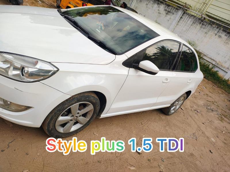 Skoda Rapid 1.5 TDI CR STYLE PLUS 2015