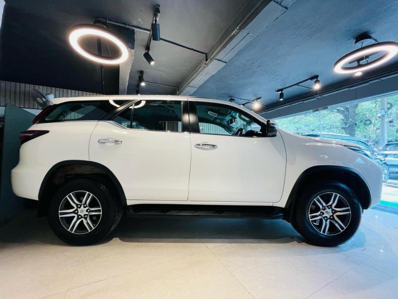 Toyota Fortuner 2.7 4x2 AT 2024