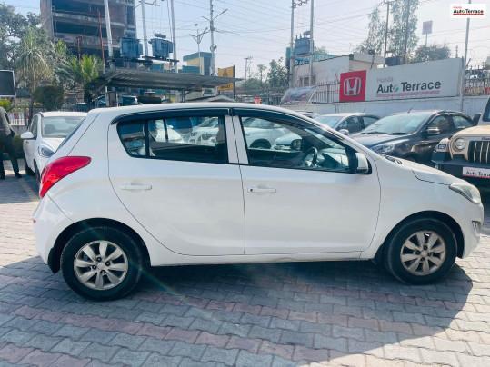 Hyundai i20 Sportz 1.2 2013