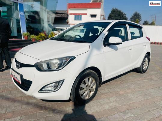 Hyundai i20 Sportz 1.2 2013