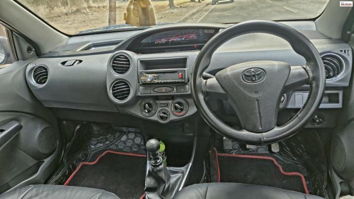 Toyota Etios Liva GD 2013