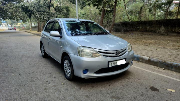 Toyota Etios Liva GD 2013