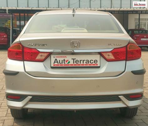 Honda City V MT AVN 2018