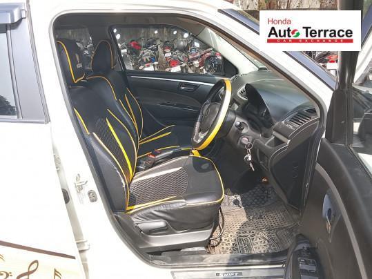 Maruti Suzuki Swift VXi 2015