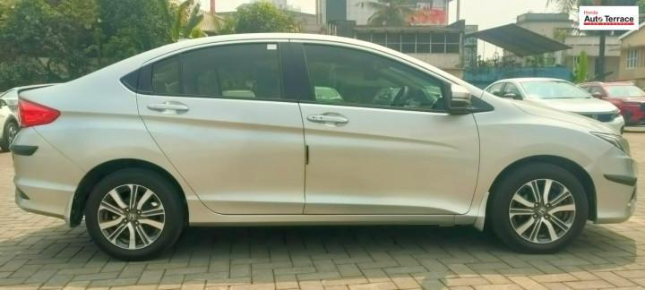 Honda City V MT AVN 2018