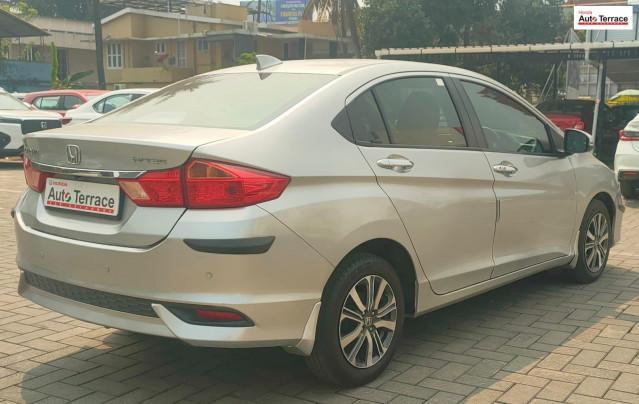 Honda City V MT AVN 2018