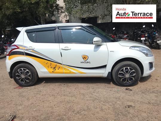 Maruti Suzuki Swift VXi 2015