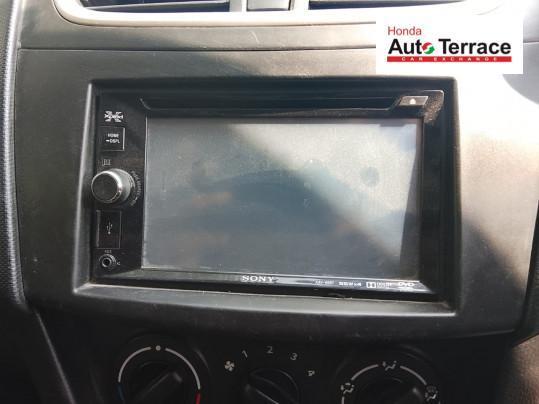 Maruti Suzuki Swift VXi 2015