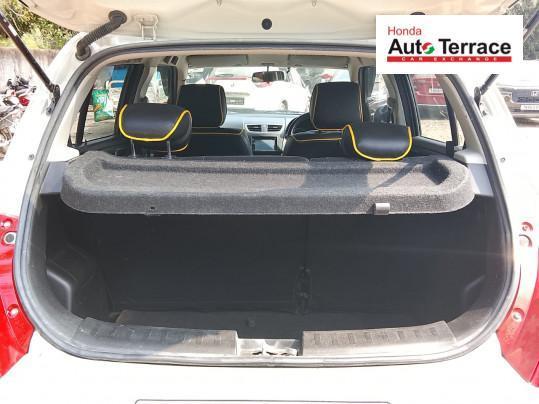 Maruti Suzuki Swift VXi 2015