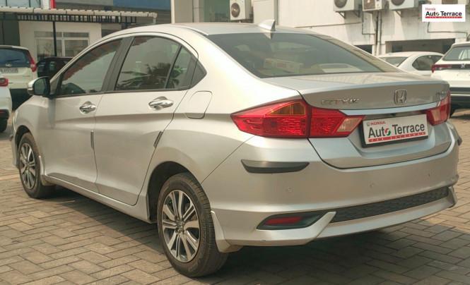 Honda City V MT AVN 2018