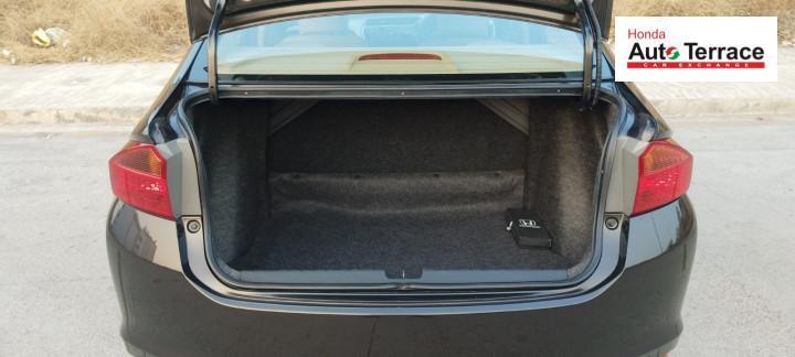 Honda City V MT AVN 2015