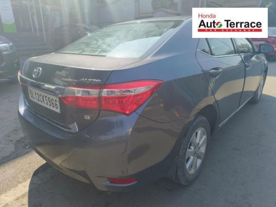 Toyota Corolla Altis 1.8 G 2016