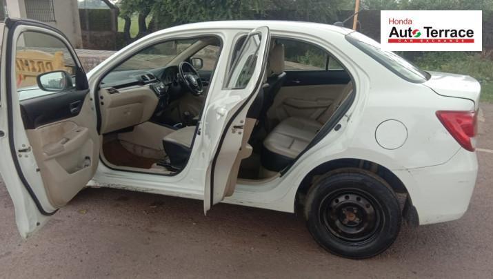 Maruti Suzuki Swift DZire VXi 2017