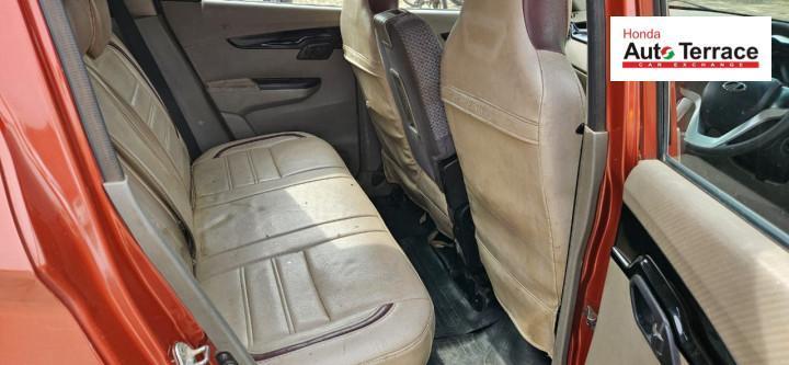 Mahindra KUV100 NXT K6 Plus D 5 STR 2017