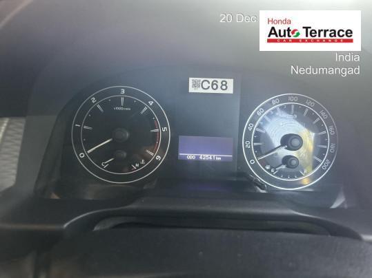 Toyota Innova Crysta 2.4 ZX 7 STR 2018