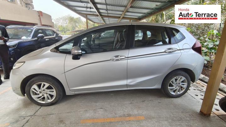 Honda Jazz V CVT i-VTEC 2015