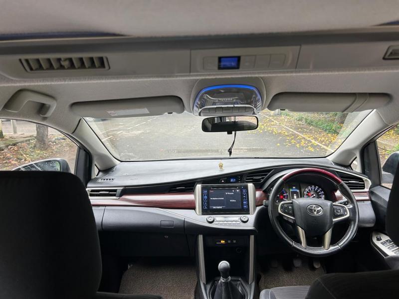 Toyota Innova Crysta 2.4 V 7 STR 2016