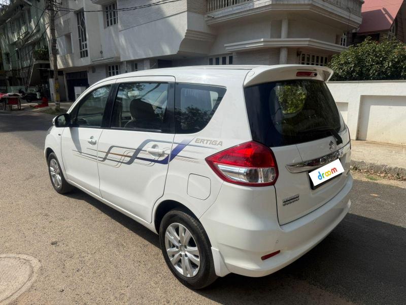 Maruti Suzuki Ertiga ZDi + SHVS 2016