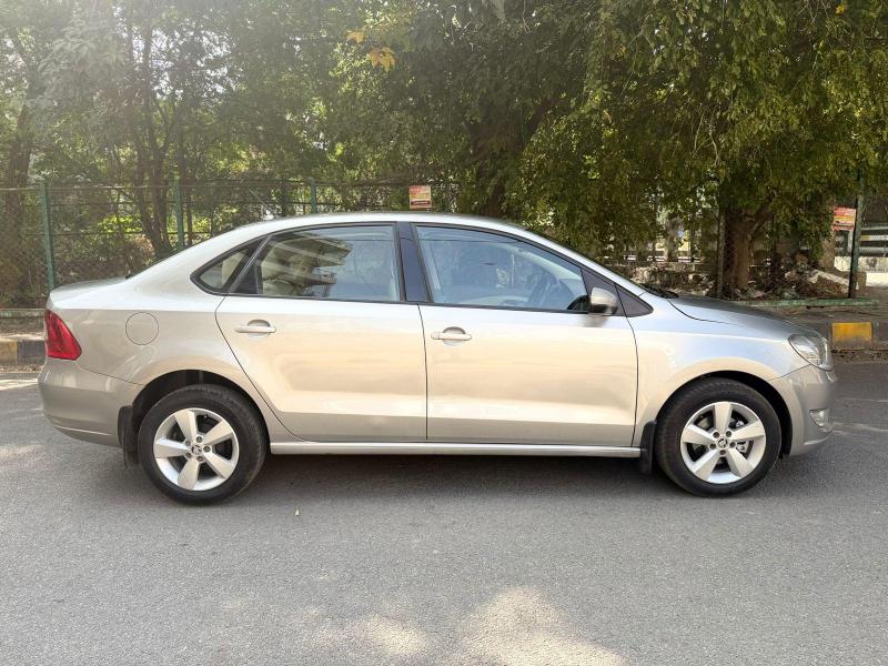 Skoda Rapid 1.5 TDI STYLE MT 2016
