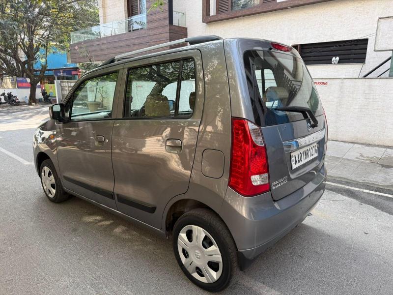 Maruti Suzuki Wagon R VXi AMT 2018