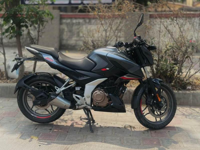 Bajaj Pulsar N250 Dual Channel 2022