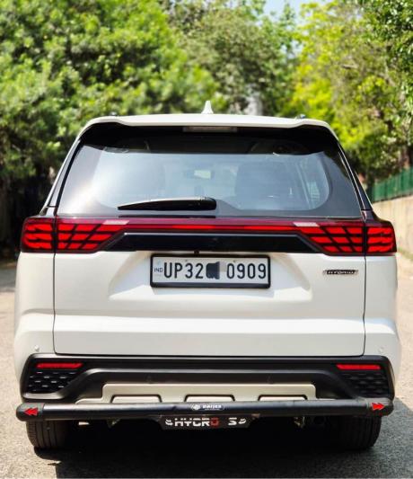 Maruti Suzuki Invicto Alpha Plus 7 STR 2025