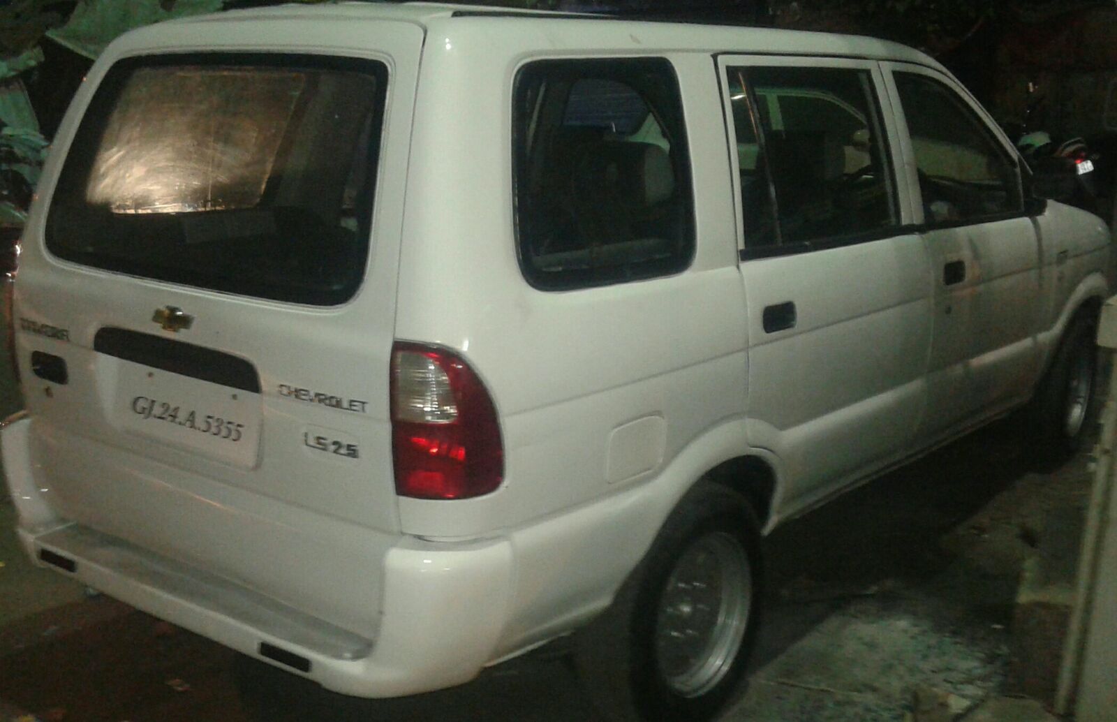 Chevrolet Tavera SS D1 BS II 2005