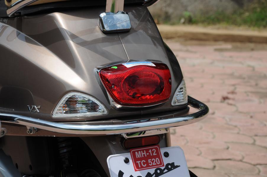 Piaggio Vespa Elegante 150cc FI 2022
