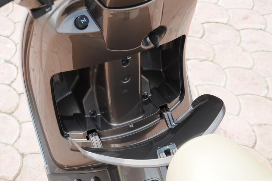 Piaggio Vespa Elegante 150cc FI 2022