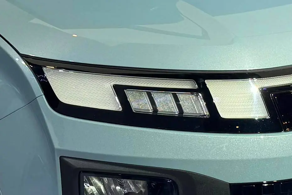 car-img