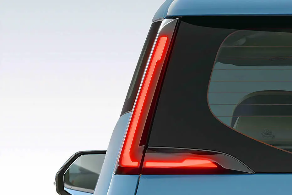 car-img