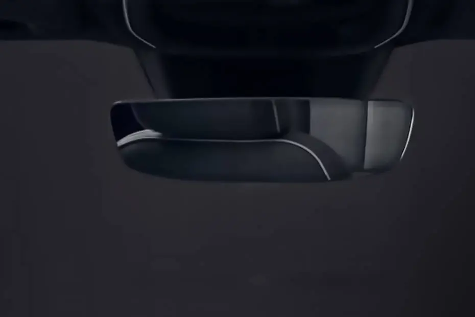 car-img