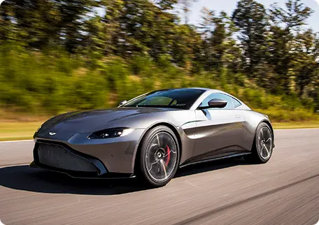 V8 Vantage
