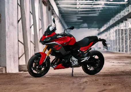 F 900 XR