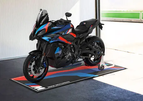 M 1000 XR