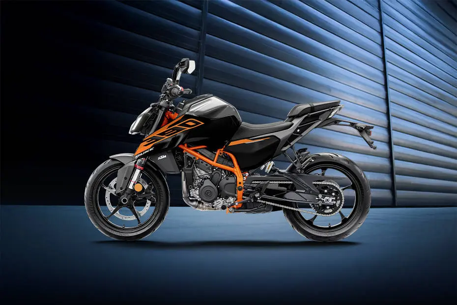 Duke 390
