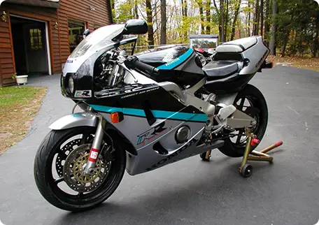 honda cbr 400rr