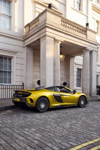 675LT