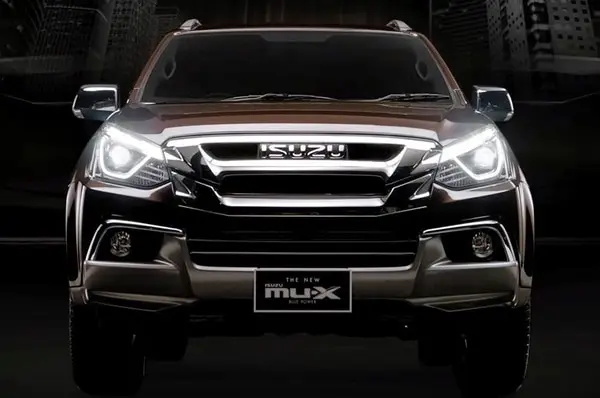 Isuzu MU_X Front