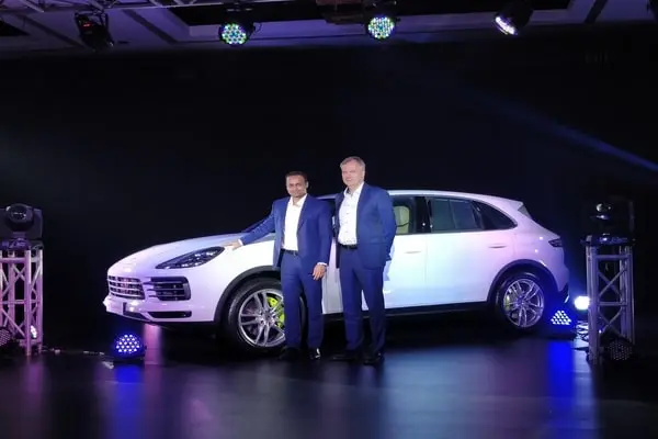 Porsche Cayenne 1