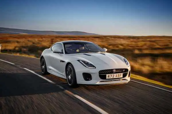 Jaguar F-Type Chequered Flag Edition 1