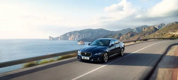 Jaguar_XJ50_01