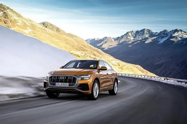 Audi_Q8_1