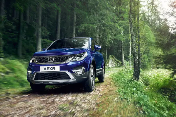 Blue Color Tata Hexa Front Profile