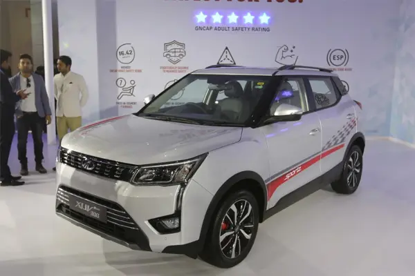 Mahindra XUV300 Sportz