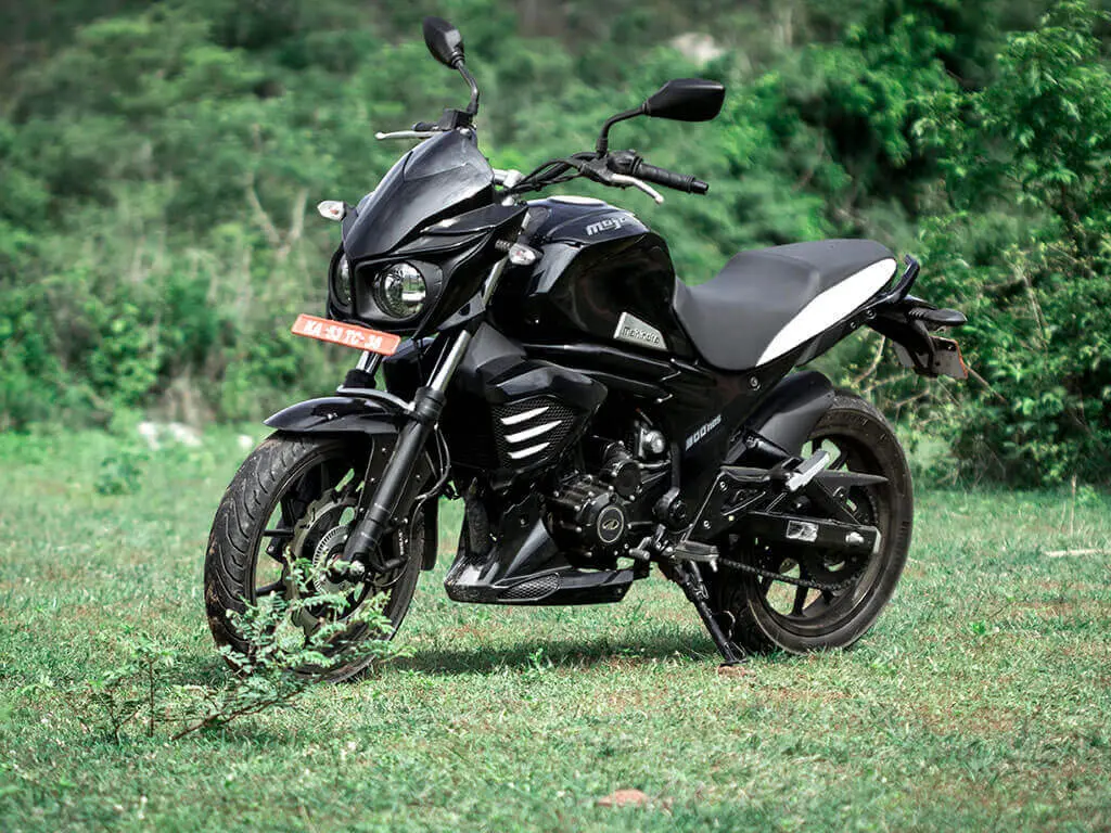 Mahindra Mojo